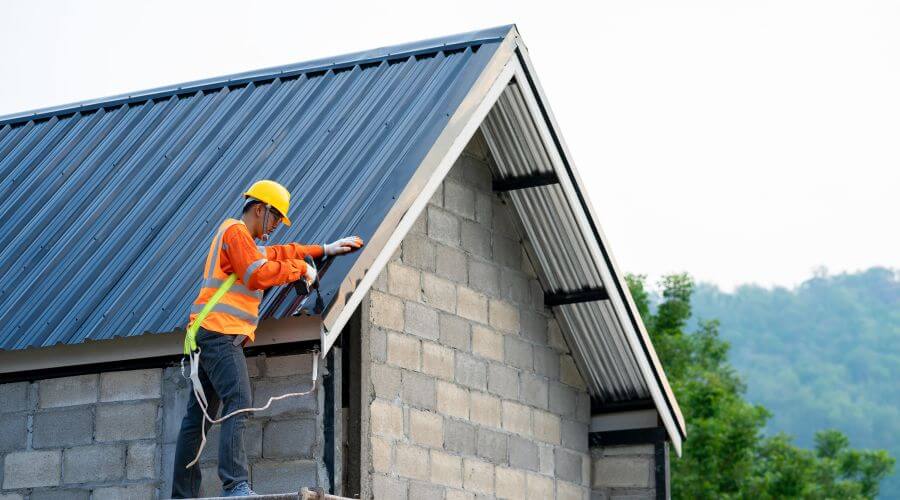Professional New roof installation in Forsyth, IL